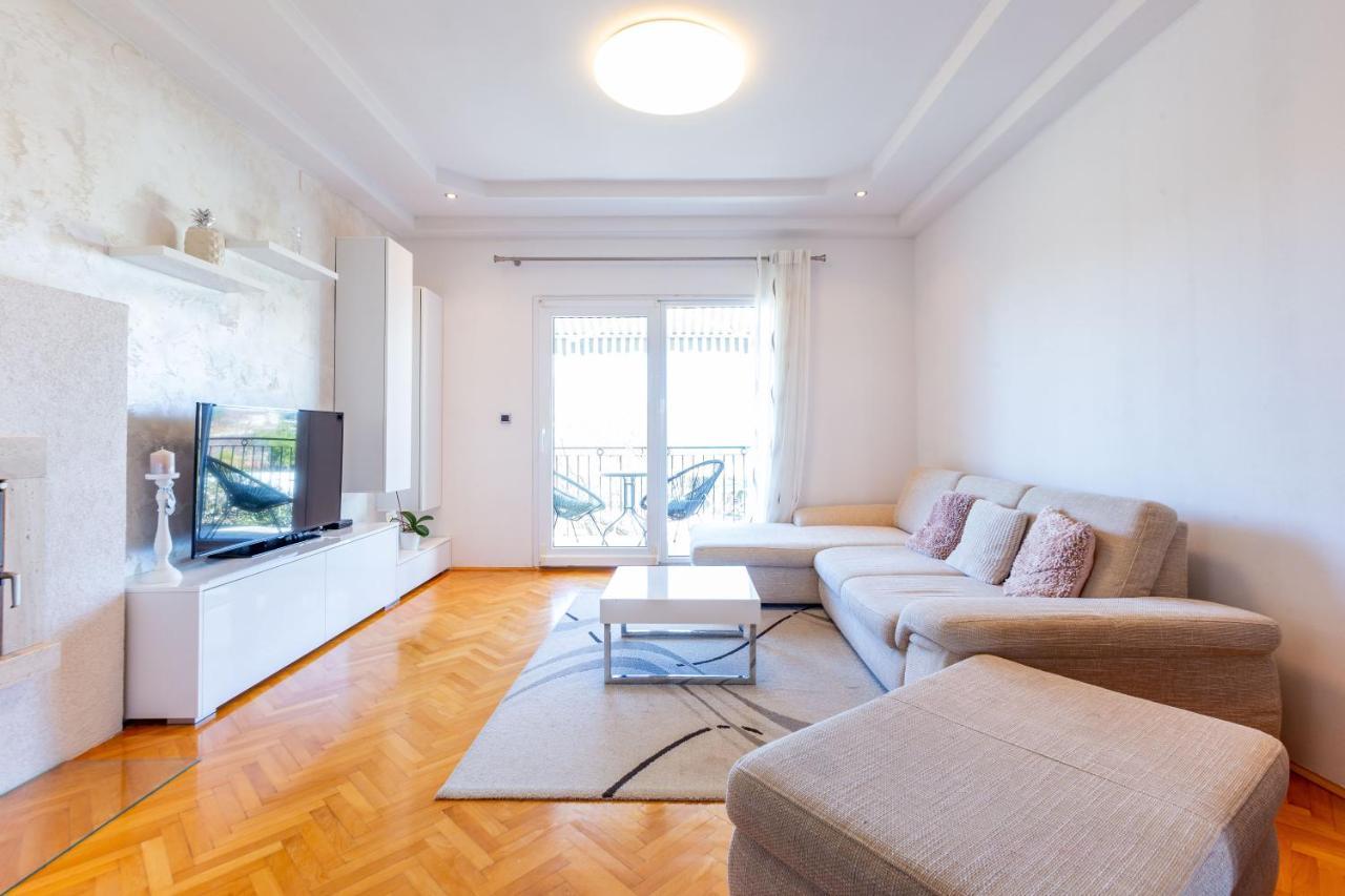 Rs Two Bedroom Apartment Сукошан Екстер'єр фото
