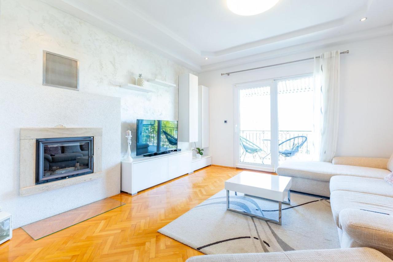 Rs Two Bedroom Apartment Сукошан Екстер'єр фото