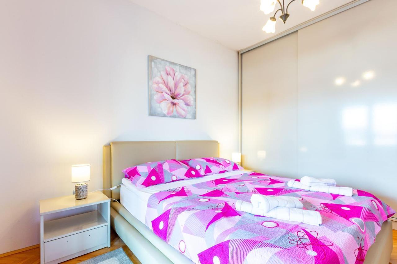 Rs Two Bedroom Apartment Сукошан Екстер'єр фото